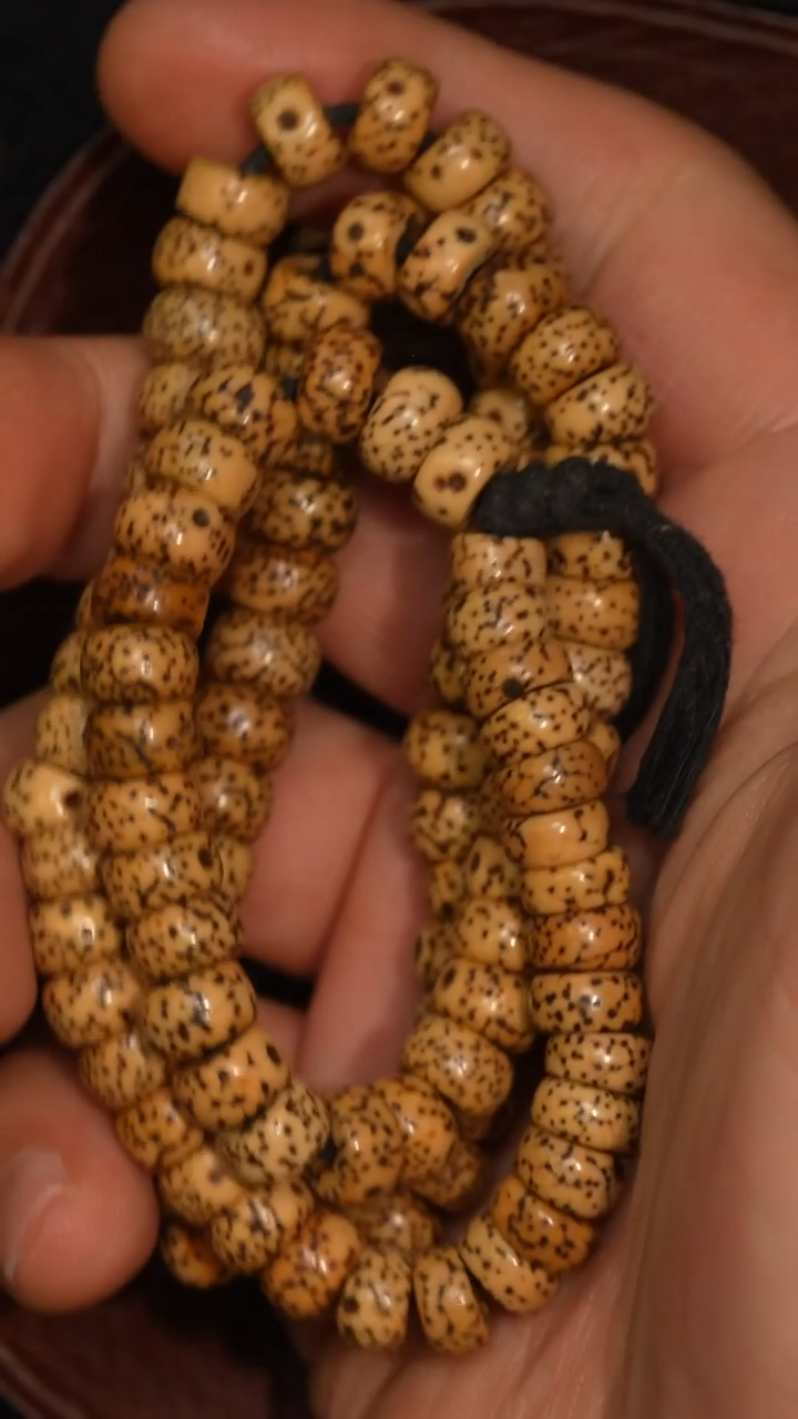 冲赛康胡子哥，藏传念珠125