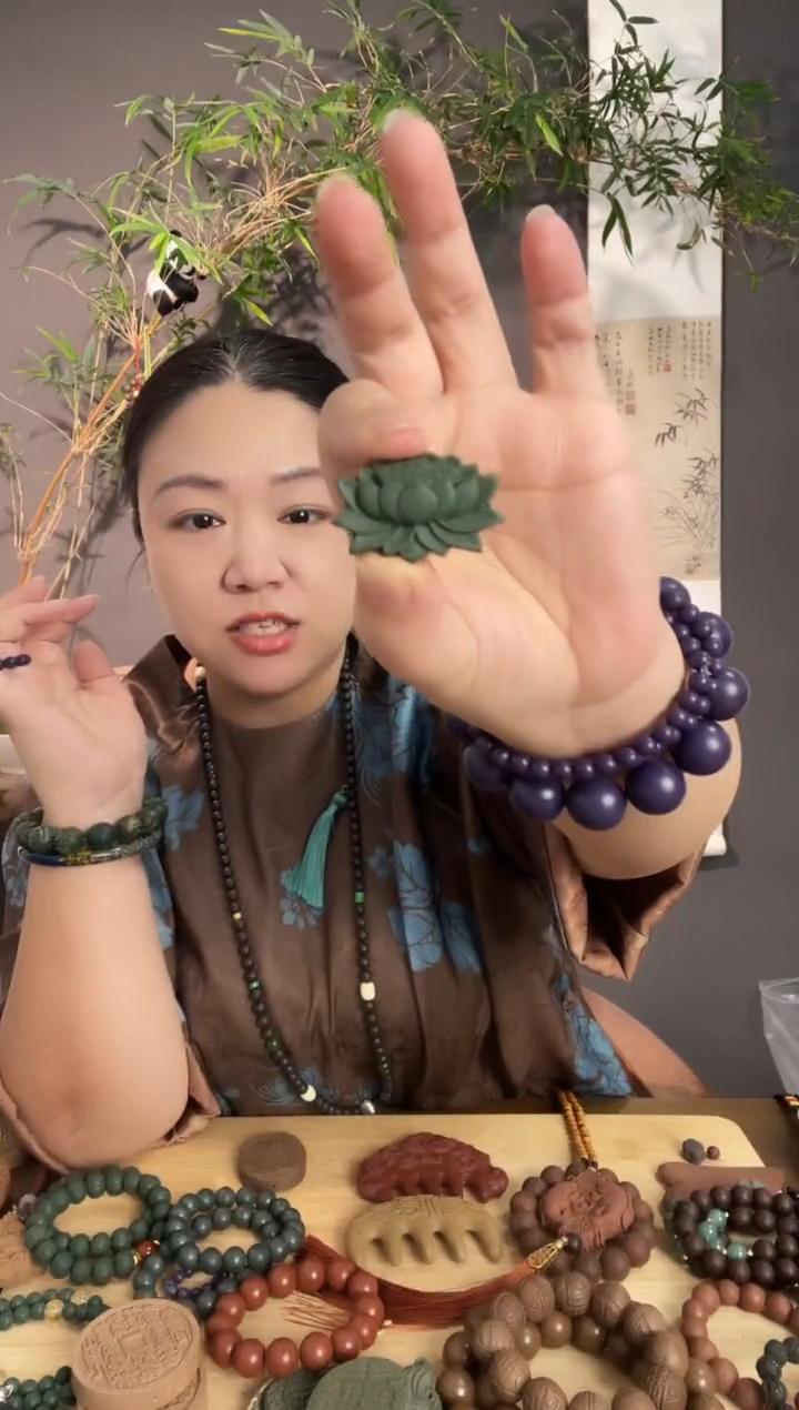 泥塑清肺防疫小莲花（穿绳）