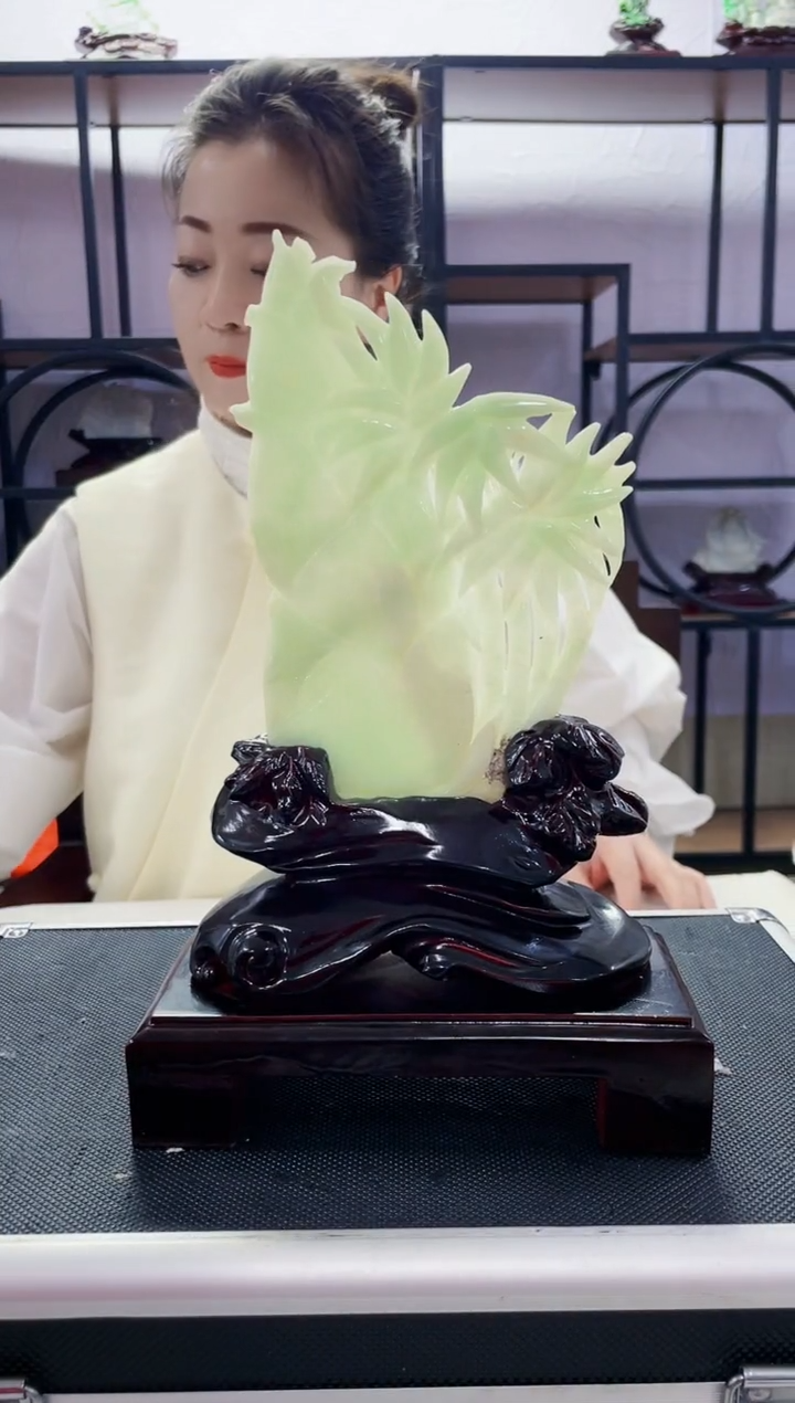 【闪购商品】定制翡翠未镶嵌毛货01310101