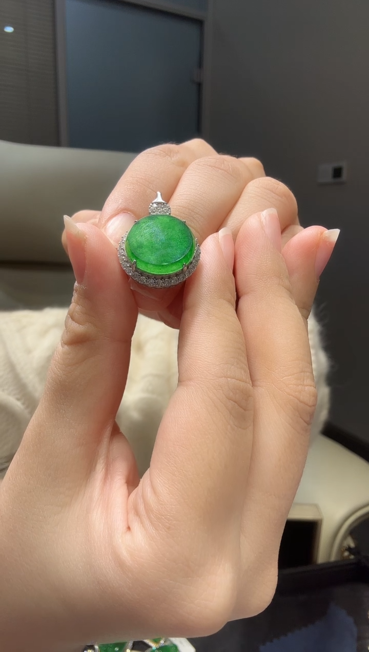 【闪购商品】翡翠吊坠(不含链)银S925镶嵌翡翠无事牌