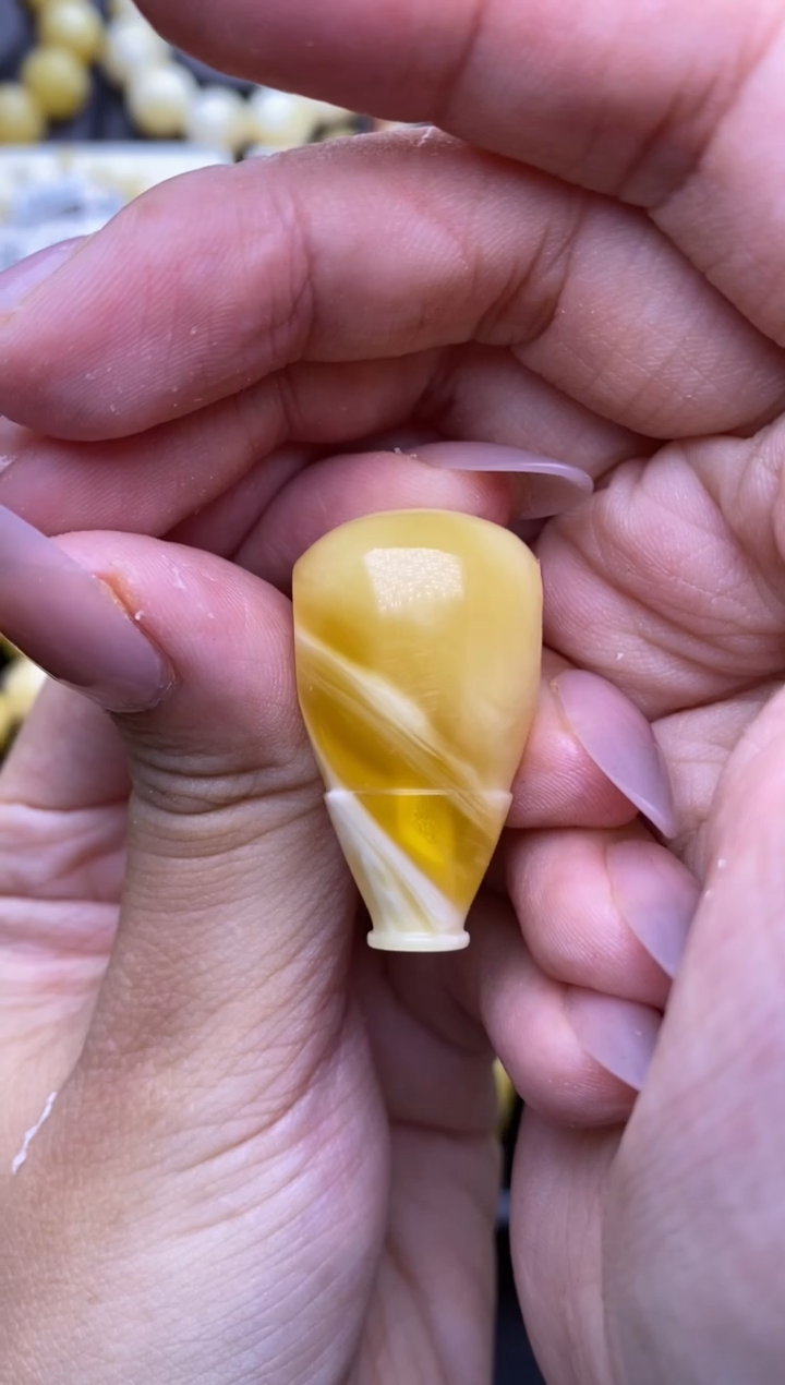 未镶嵌琥珀裸石 大小姐珠宝严选7