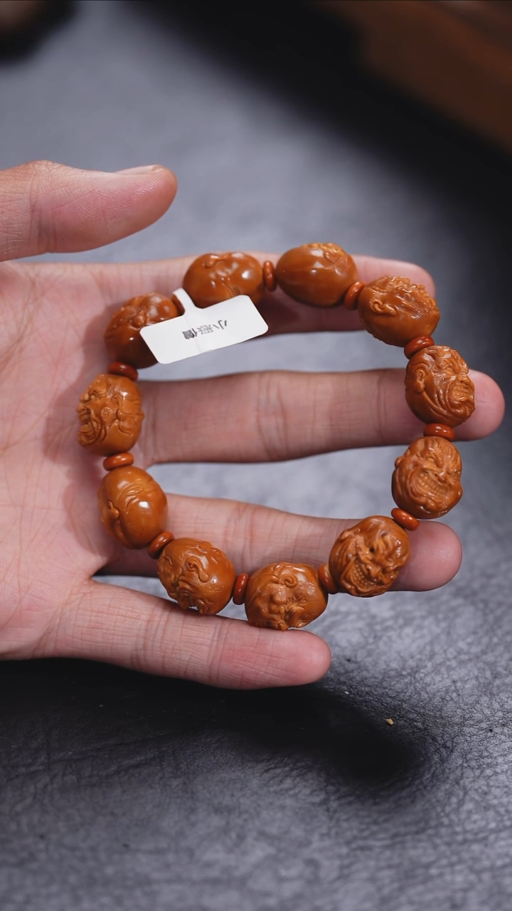 【闪购商品】橄榄核吊坠更厉害