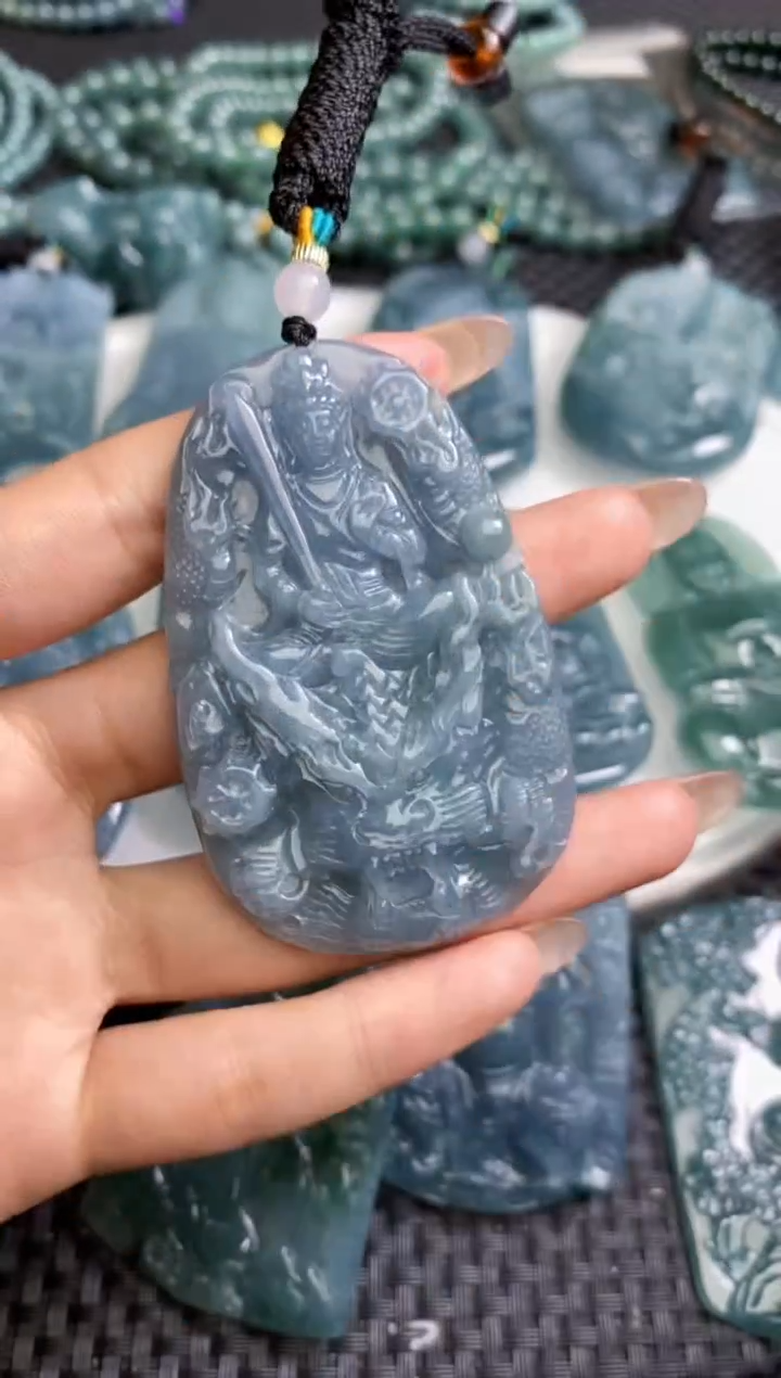 【闪购商品】翡翠颈饰未镶嵌111111111