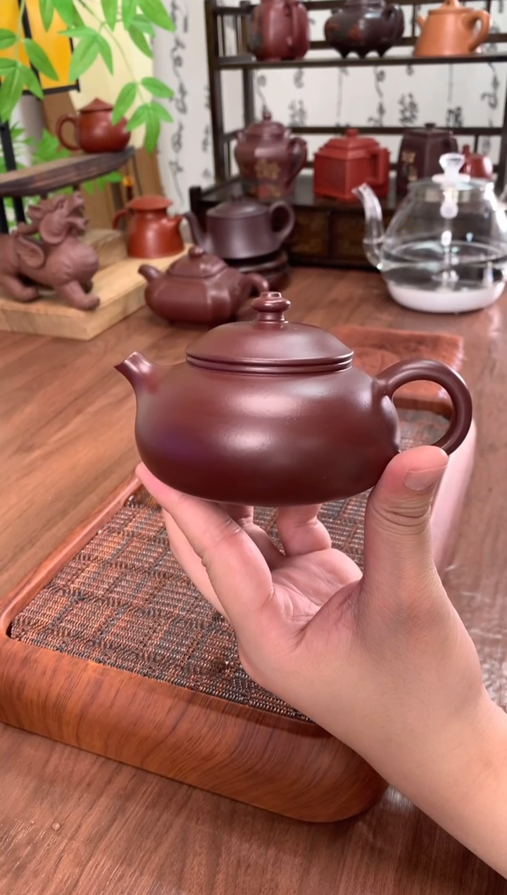 紫砂茶壶180cc      