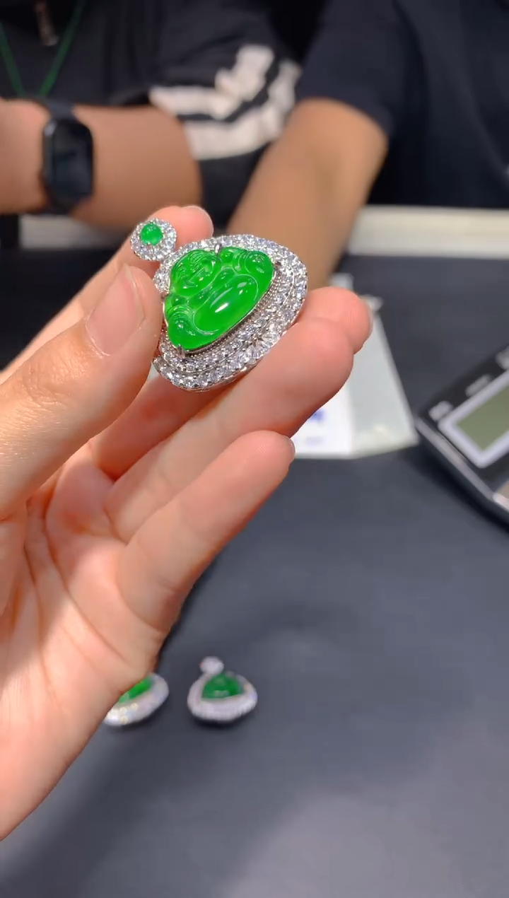 【闪购商品】定制翡翠未镶嵌64多样性发货(发其一）