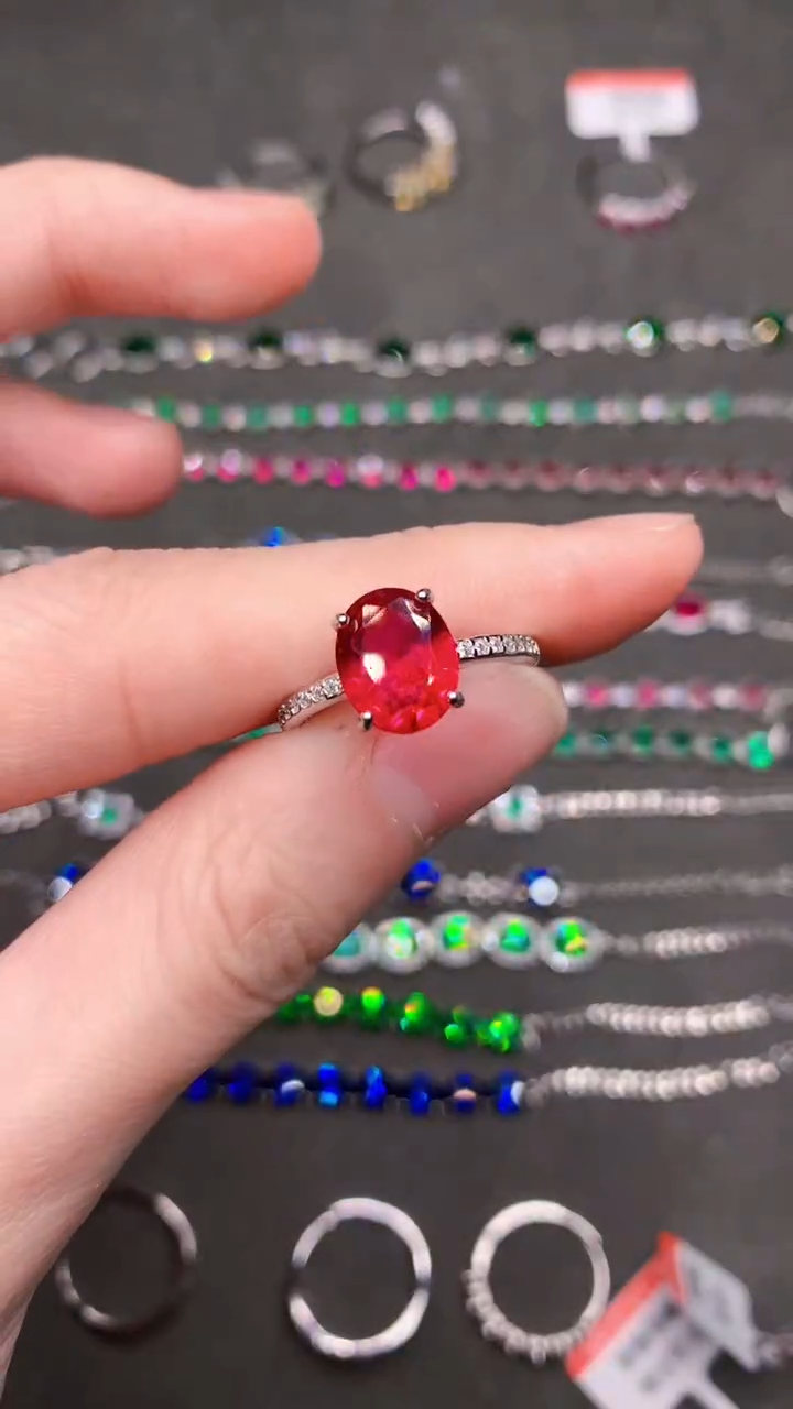 【闪购商品】红宝石戒指银S925镶嵌......