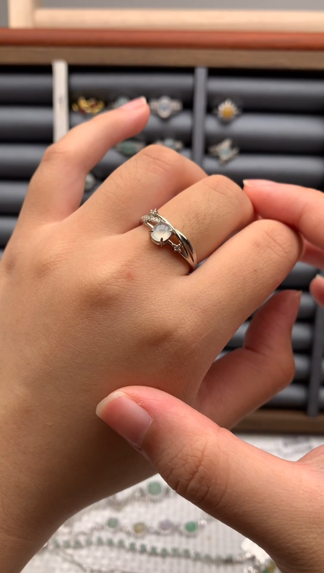 银S925镶嵌戒指翡翠1