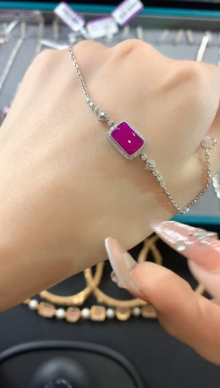 【闪购商品】苏纪石（舒俱来）.18K金镶嵌舒俱来手链