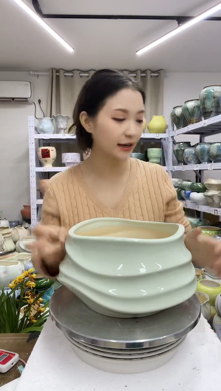 【12.31】花盆链接高：14  口：21