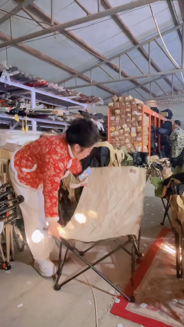 铁瑕疵不带袋   椅子   1