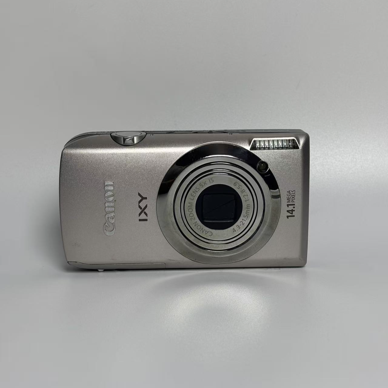 9新  Canon/佳能 IXUS210/IXY10S 人白景浓 屏幕微瑕 配件齐全