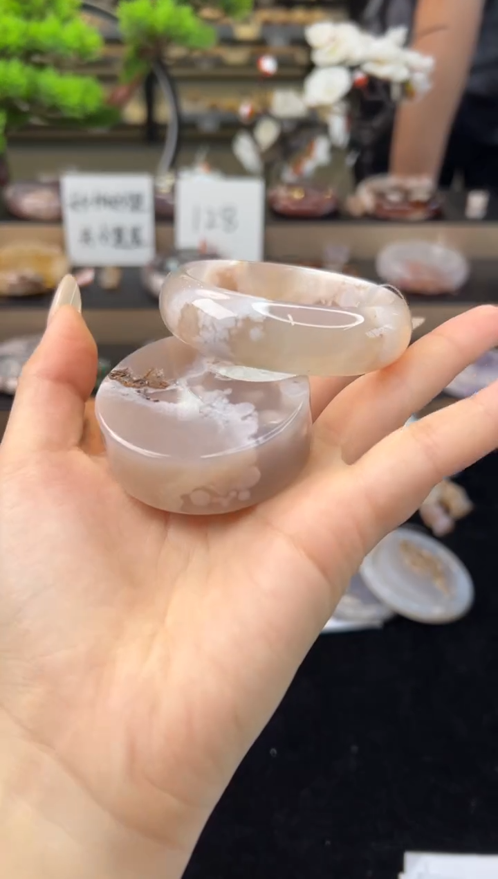 【闪购商品】石英质玉手镯未镶嵌54圈口（赠送镯心）11041