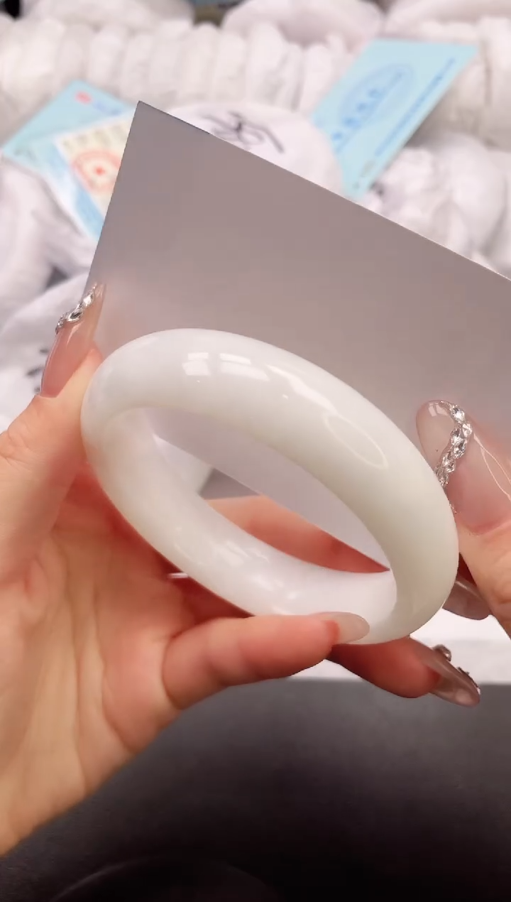 【闪购商品】和田玉手镯未镶嵌3K92-59