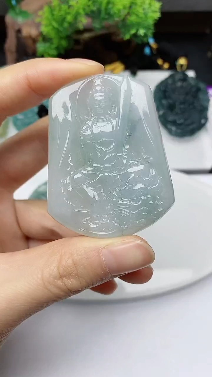 【闪购商品】翡翠颈饰未镶嵌