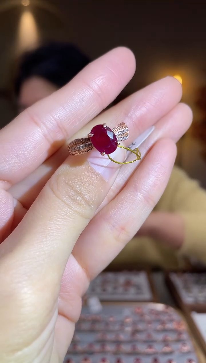 银S925镶嵌手饰红宝石手饰