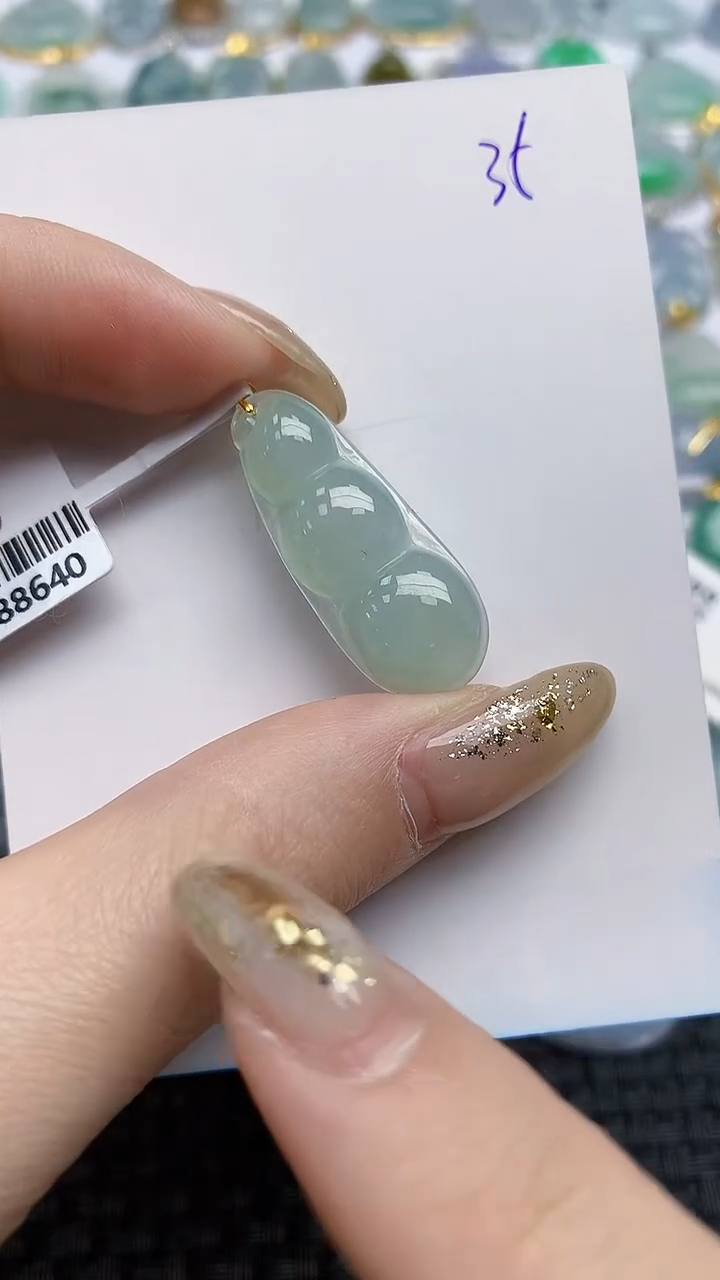 【闪购商品】翡翠颈饰18K金镶嵌天然A货翡翠 35