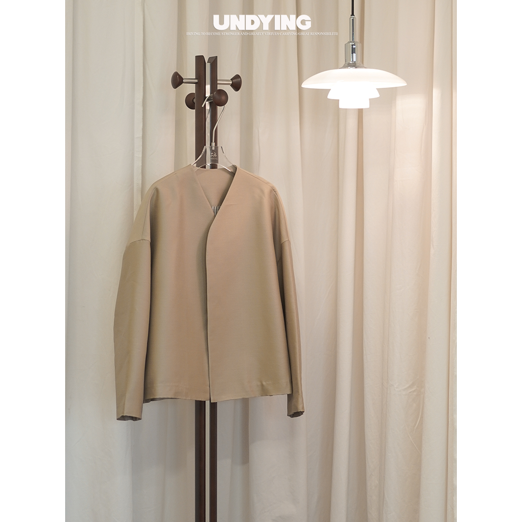 UNDYING V领百搭长袖拼接短款外套