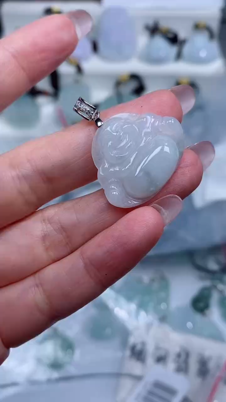 颈饰银S925镶嵌翡翠吊坠