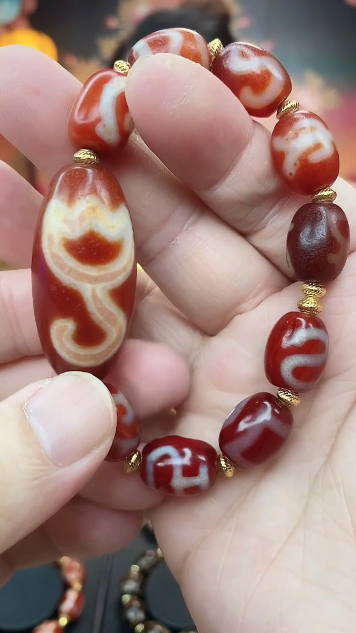 【闪购商品】玛瑙/玉髓手串未镶嵌玛瑙水莲花手串