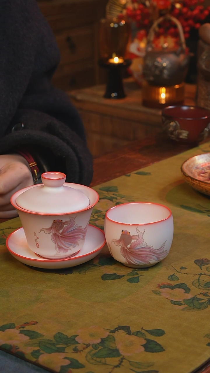 【闪购商品】瓷片金鱼三才盖碗加杯子