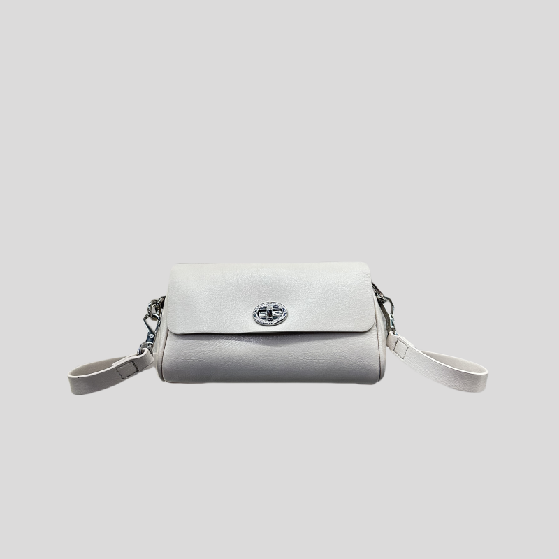 【工厂直销】8620新款时尚简约手提单肩斜跨女包