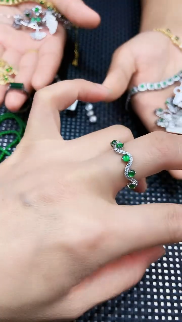 【闪购商品】翡翠戒指未镶嵌111111111