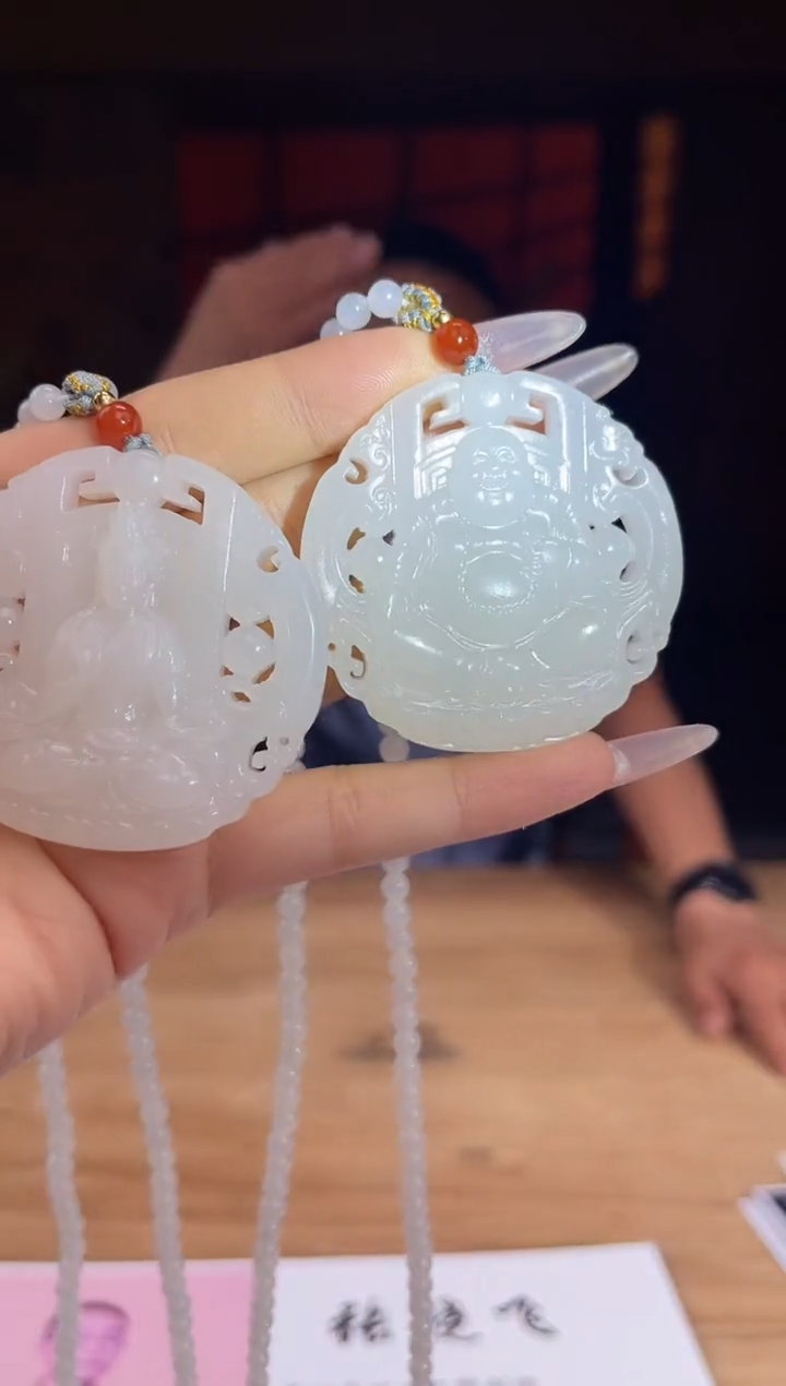 和田玉未镶嵌颈饰A059