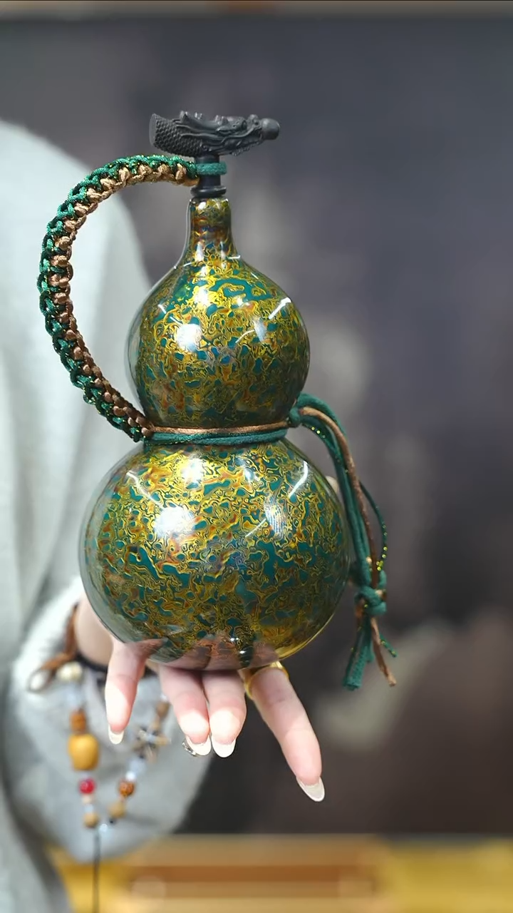 【闪购商品】XC270漆艺酒葫芦不包手串及旋转底座