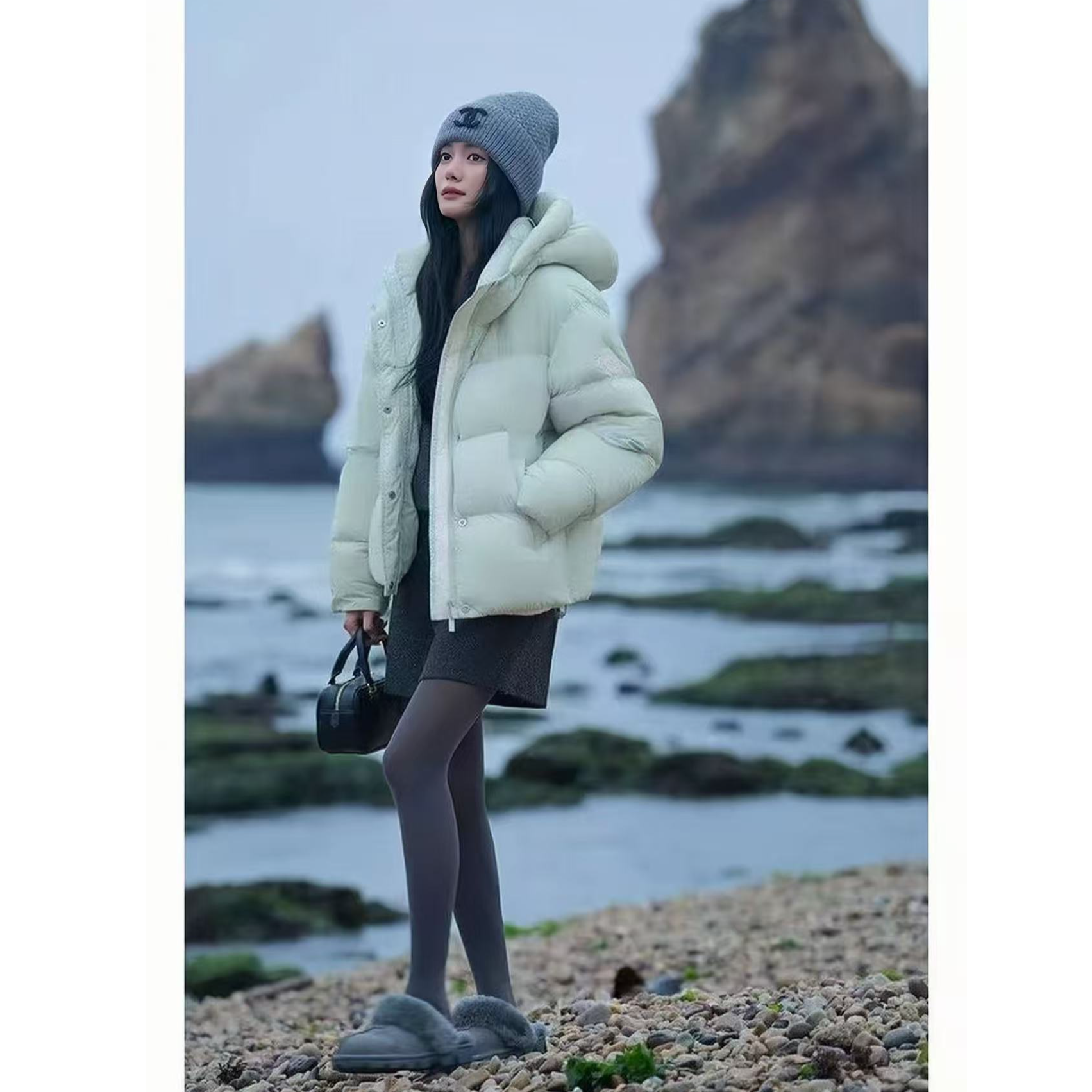 雪山系列2.0 90国标白鹅绒 短款时尚连帽羽绒服情侣加厚保暖88026