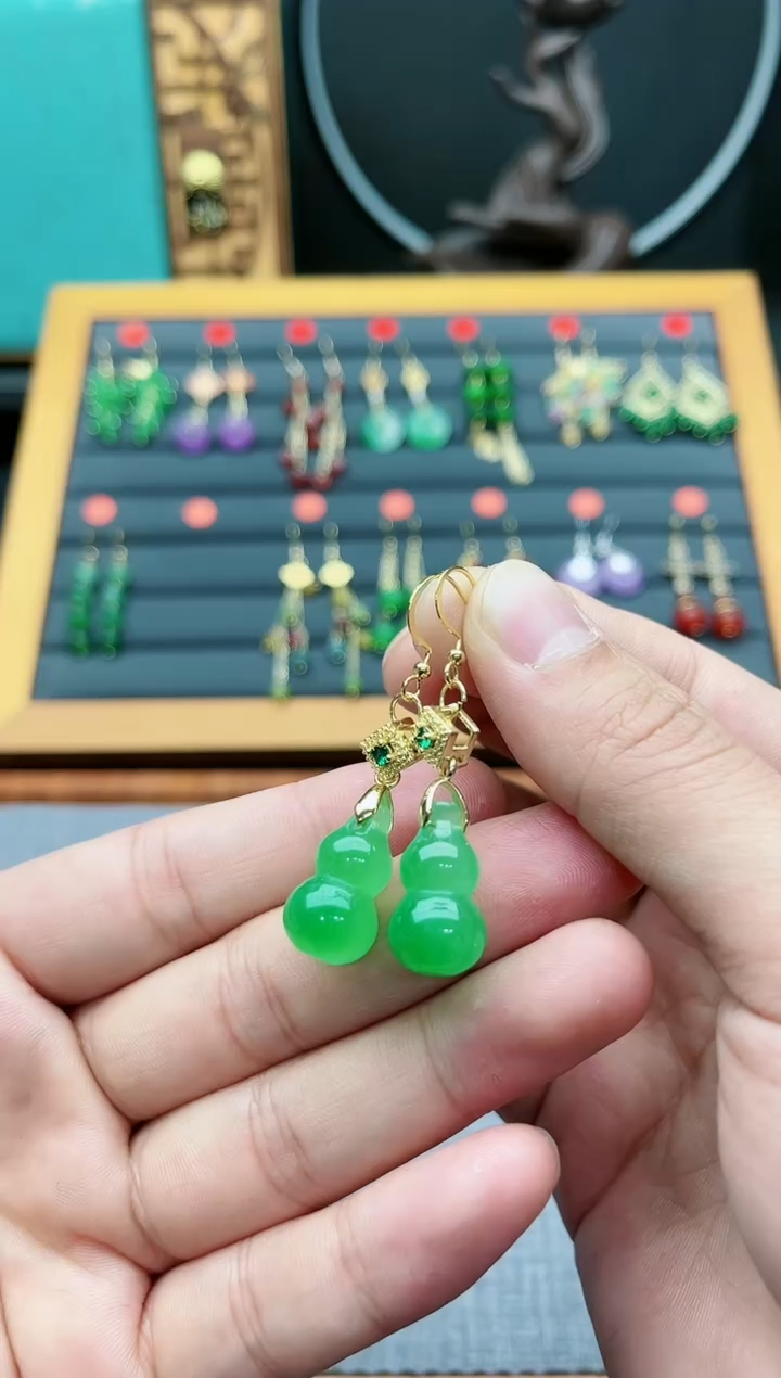 【闪购商品】玛瑙/玉髓耳钉银S925镶嵌盘子里9号