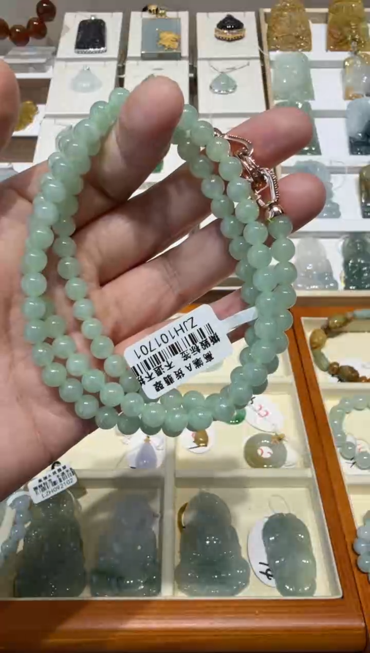 未镶嵌挂件翡翠蔚**泽A货翡翠多样性孤品