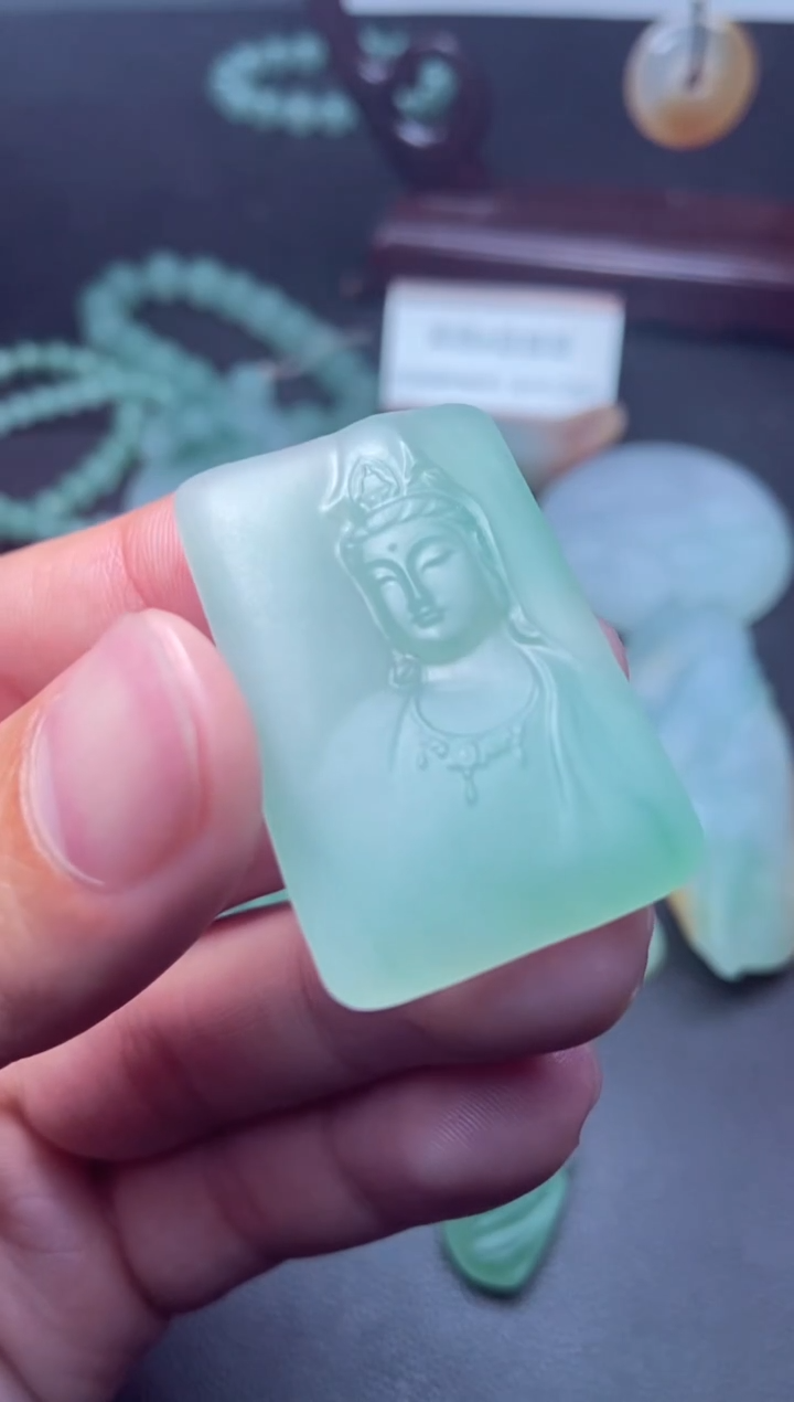 未镶嵌定制翡翠涅**生a货翡翠