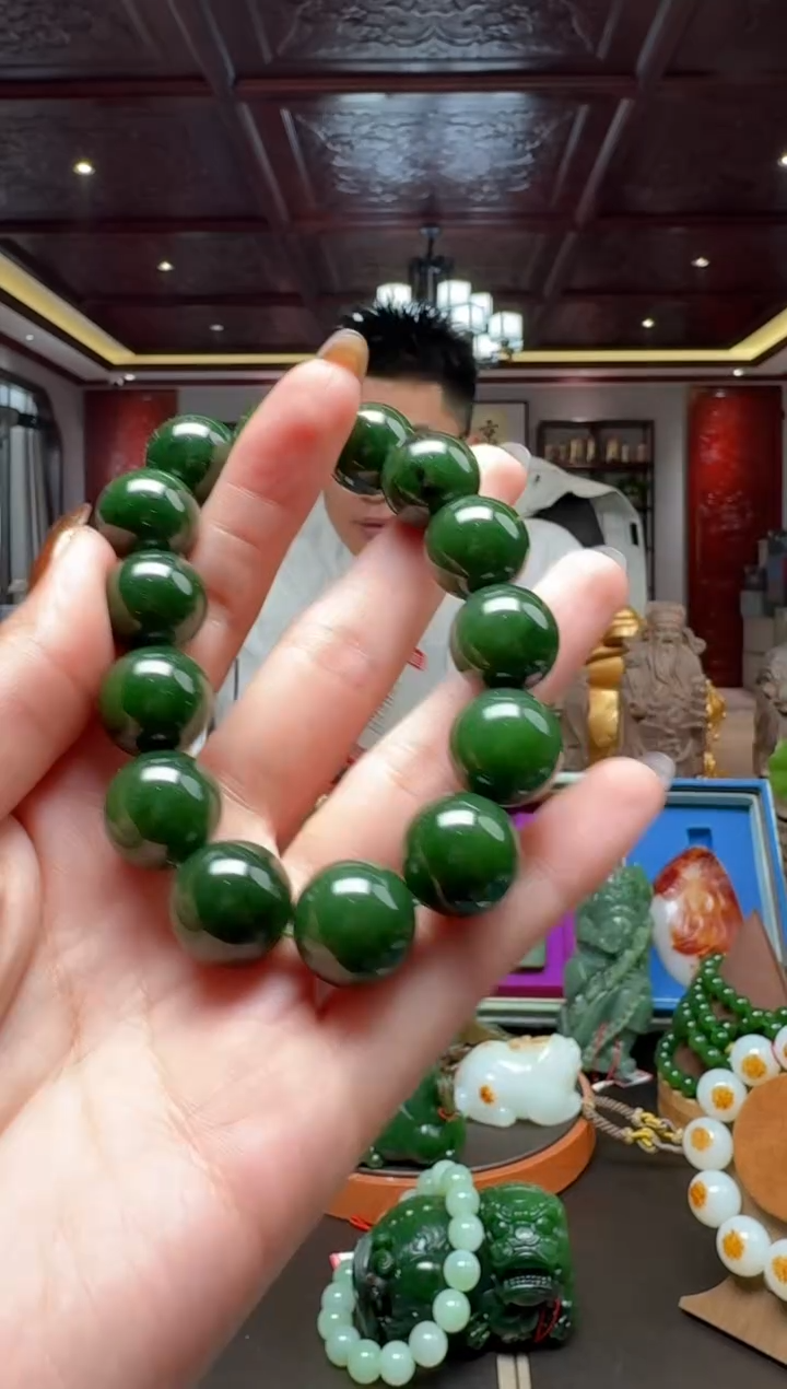 未镶嵌和田玉挂件by16