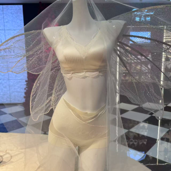 黛凡妮桑蚕丝蕾丝文胸套装ZW55042