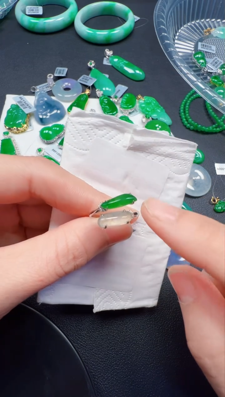 【闪购商品】翡翠戒指18K金镶嵌1280戒指