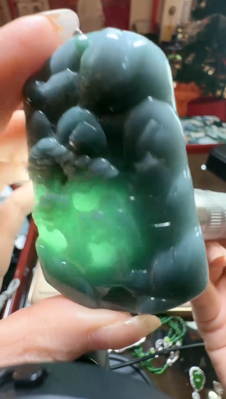 【闪购商品】翡翠吊坠(不含链)未镶嵌翡翠