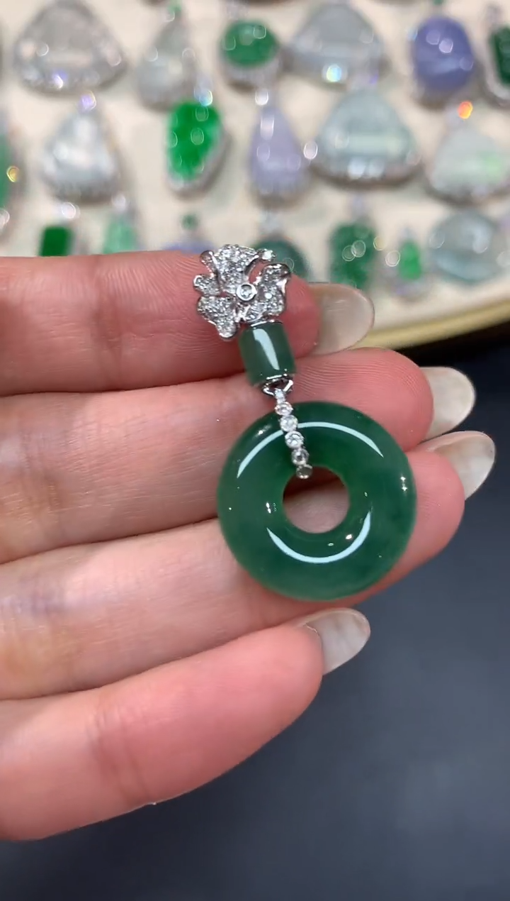 【闪购商品】翡翠吊坠(不含链)18K金镶嵌 A73|5980