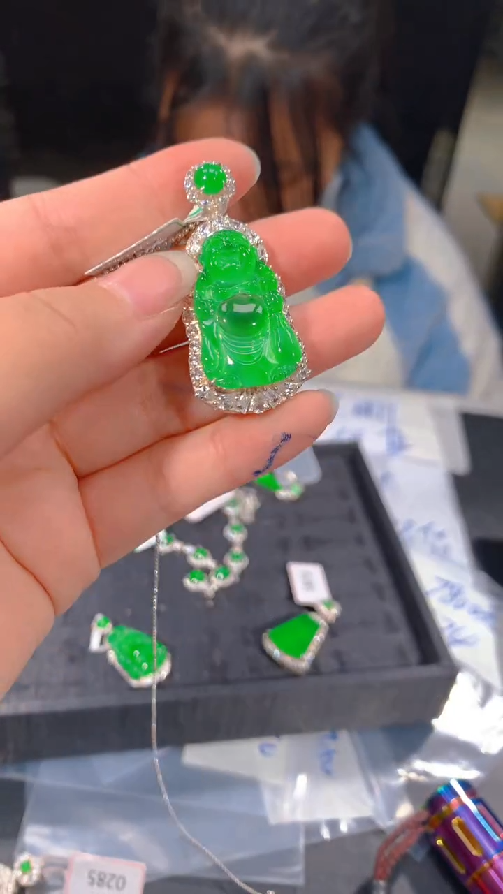 【闪购商品】定制翡翠未镶嵌95多样性发货（发其一）