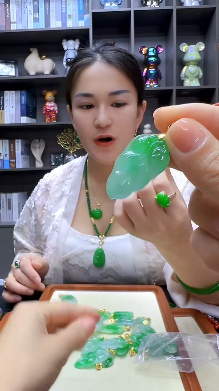 翡翠14K金镶嵌颈饰沉白diy劲饰