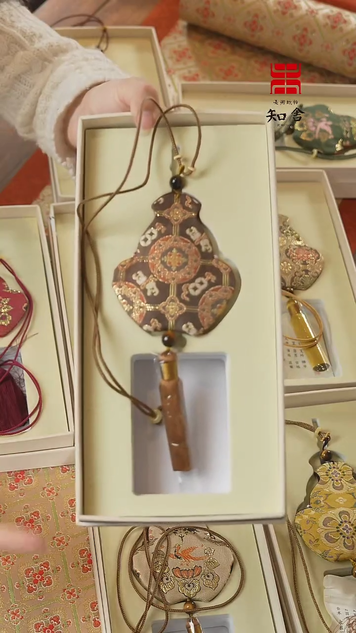 【闪购商品】香囊、、、、、、