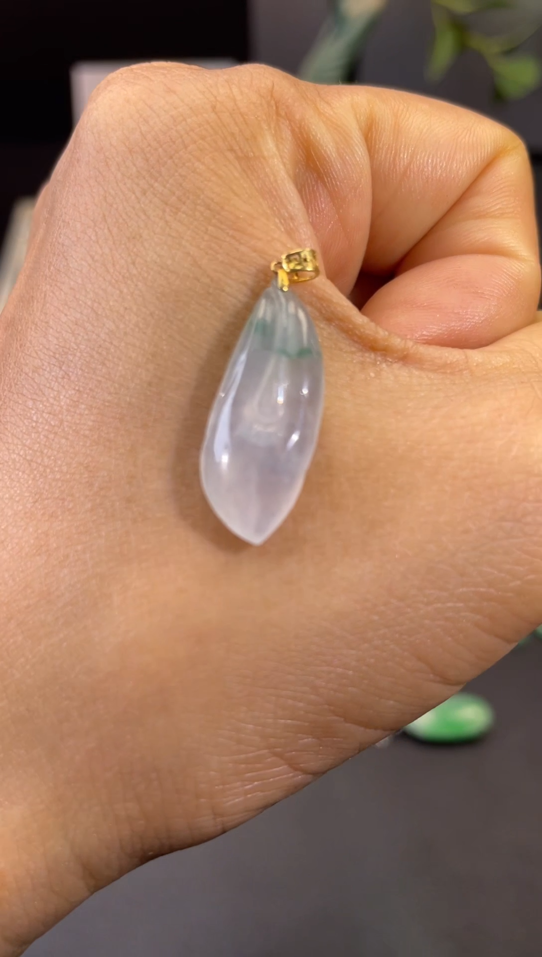 【闪购商品】翡翠颈饰18K金镶嵌7........