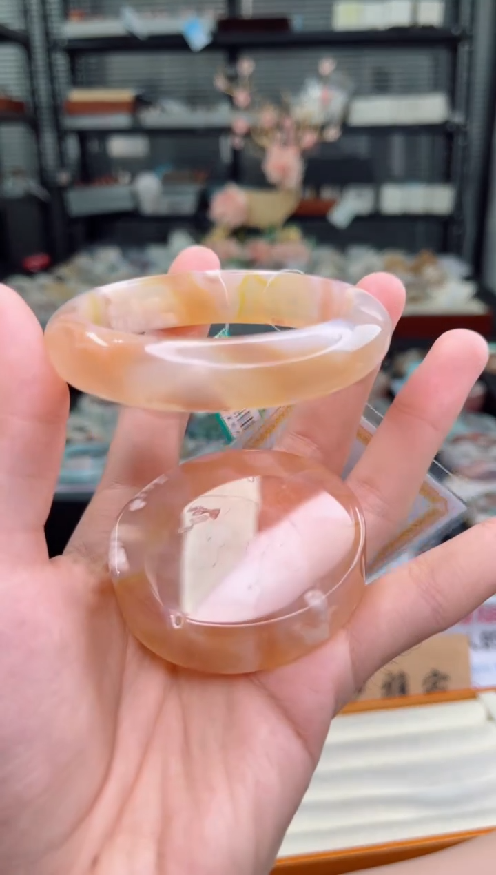 【闪购商品】石英质玉未镶嵌手镯60圈口（赠品镯心）6541672