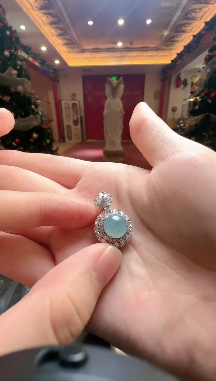 【闪购商品】翡翠吊坠(不含链)未镶嵌翡翠