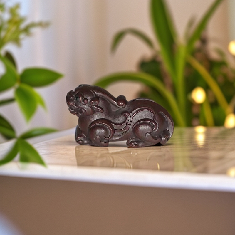 宜兴紫砂茶宠 铁血红砂 貔貅