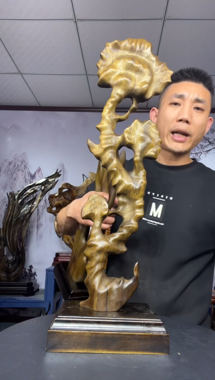 金丝楠木雕款洪*洲金丝楠木工艺品摆件