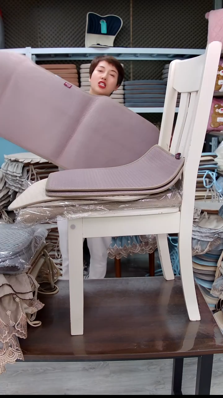 布汽车坐垫3条1+2咖色