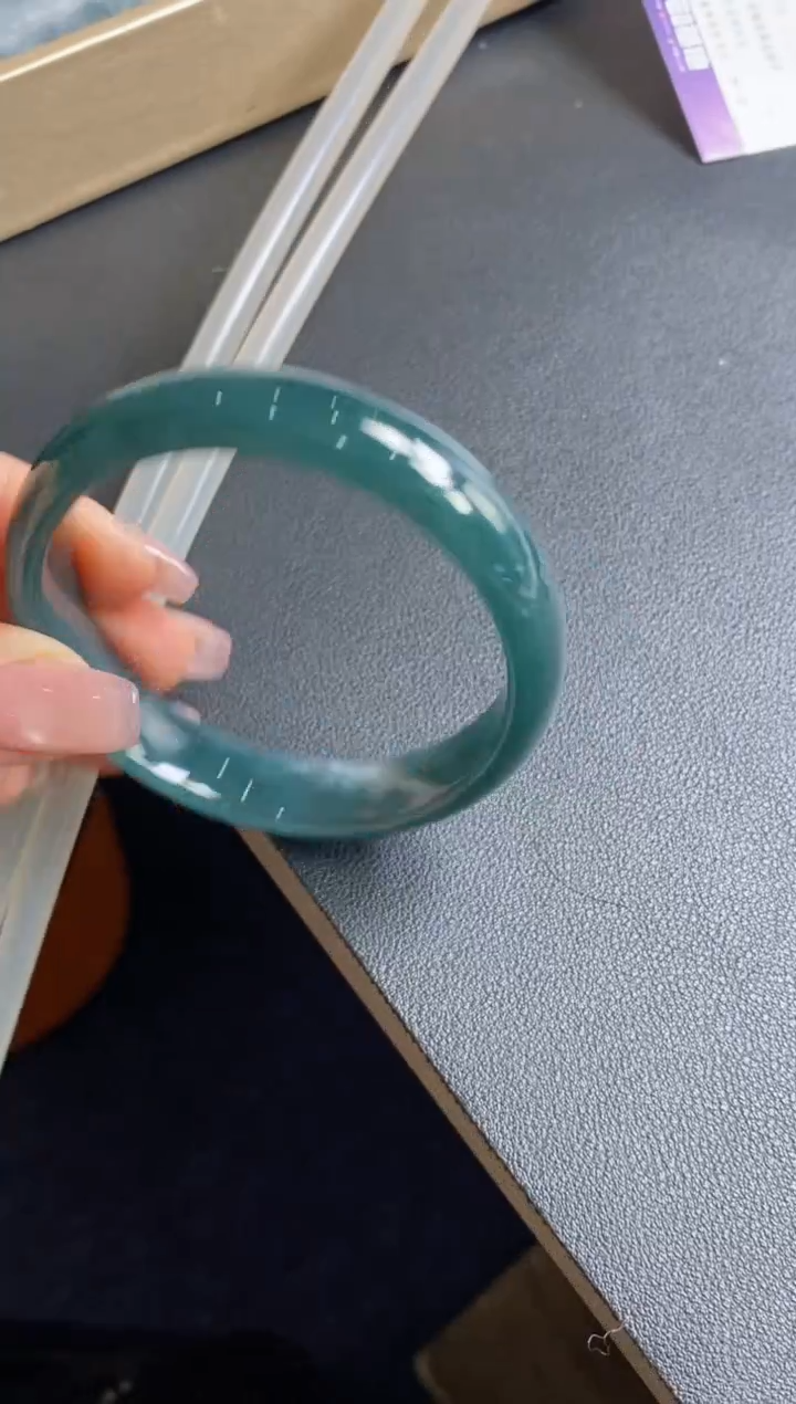 【闪购商品】翡翠颈饰未镶嵌0213249541