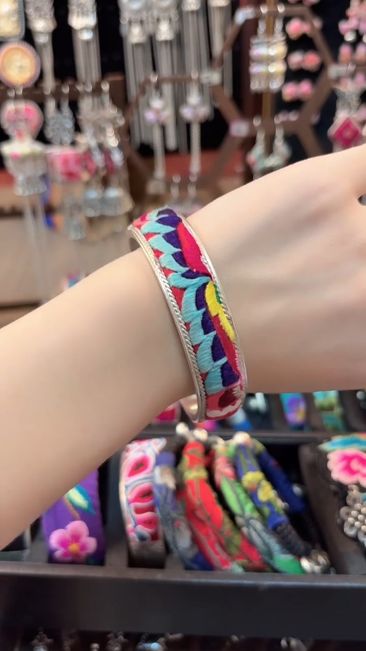 织绣?****? 云织谣民族风精美饰品   45