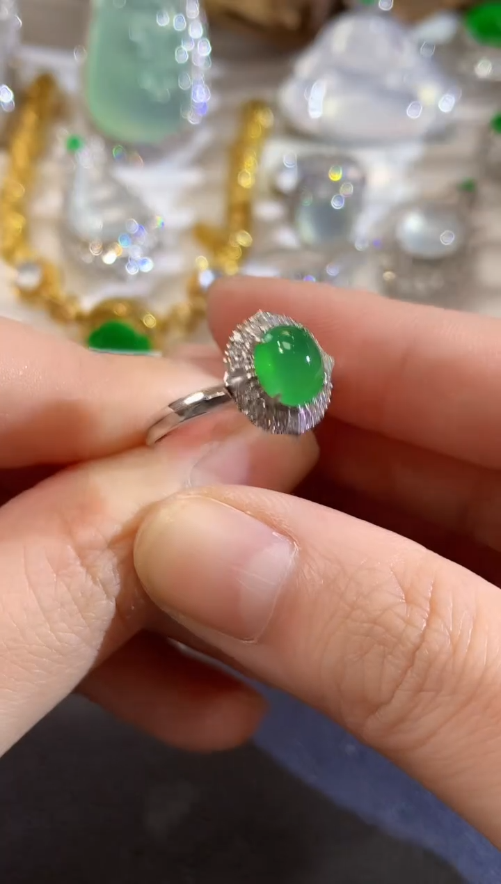 18K金镶嵌戒指翡翠D30