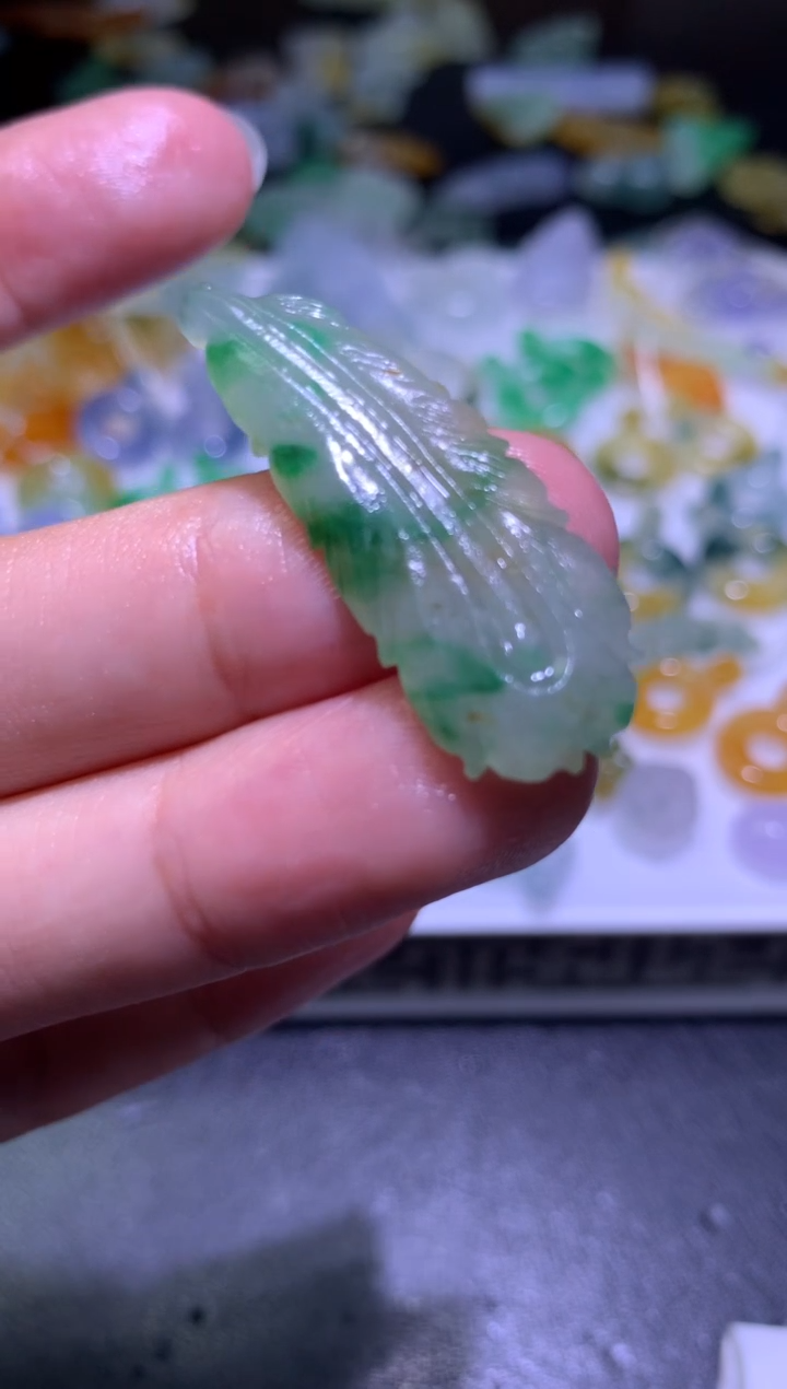 定制翡翠未镶嵌毛货